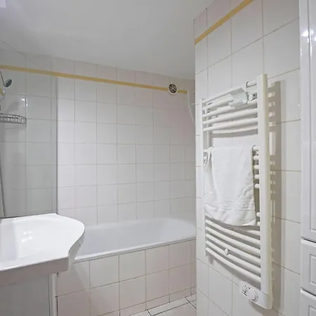 Apartmán *appt Du Faubourg Boutonnet, 4 Personnes, Wifi*